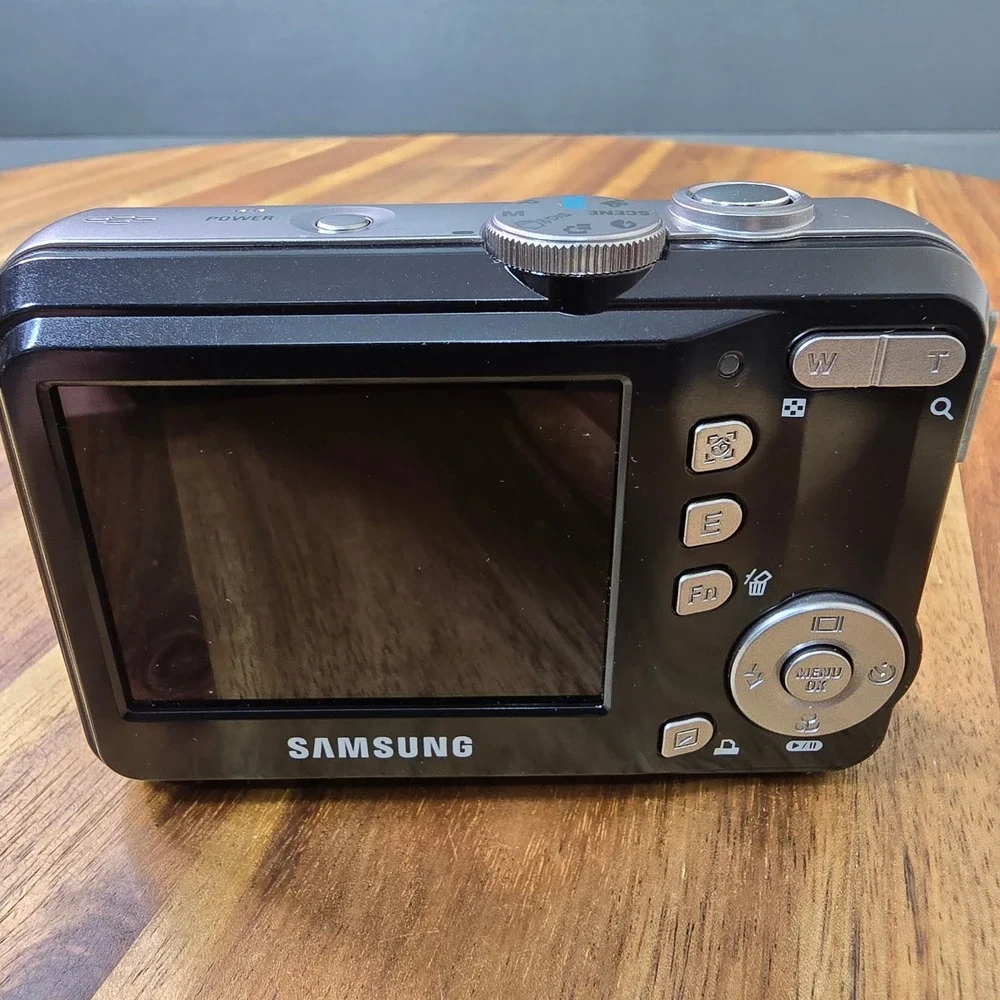 Samsung S860 Digital Camera Black 8.1MP 3x Zoom Compact Digicam PARTS REPAIR